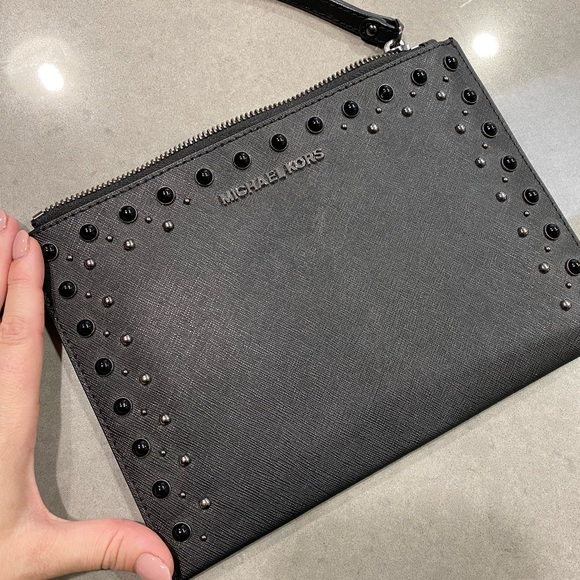 Michael Kors Clutch - Picture 2 of 3